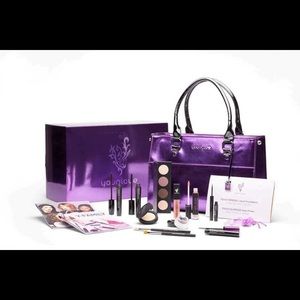 Younique Starter Kit